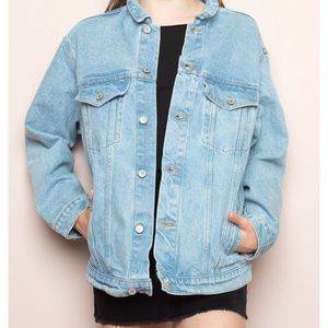 NWT BRANDY MELVILLE KELLY DENIM JACKET